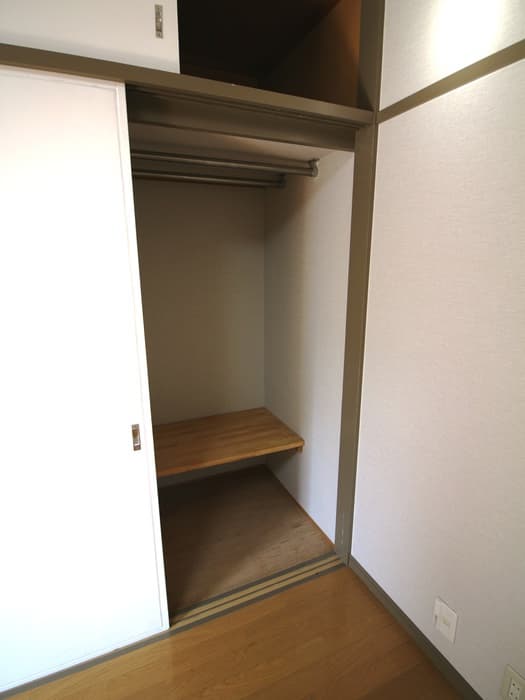 Room image 13