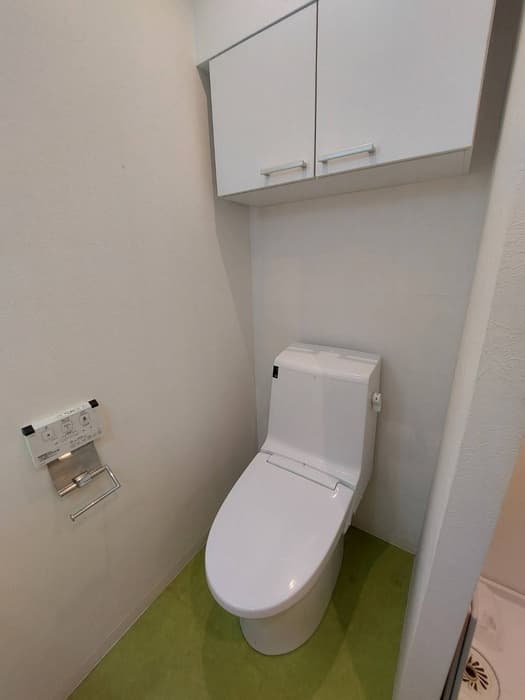 Room image 8