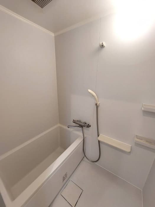 Room image 9