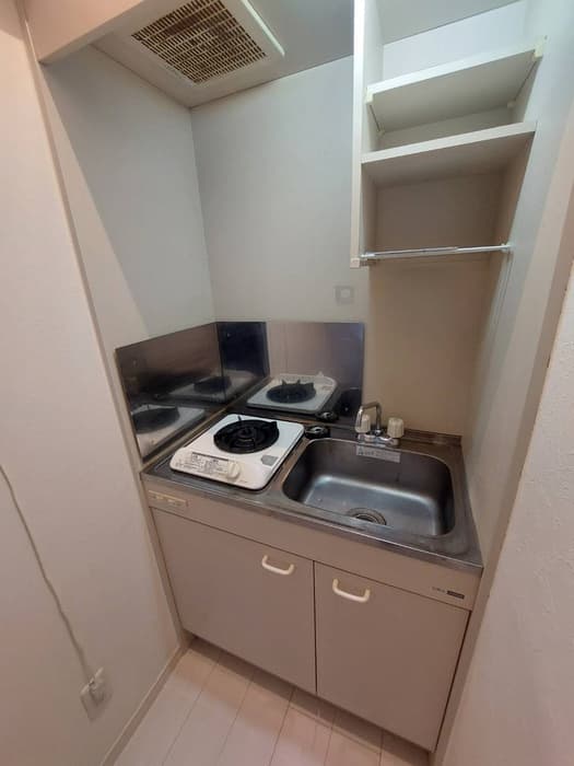 Room image 13
