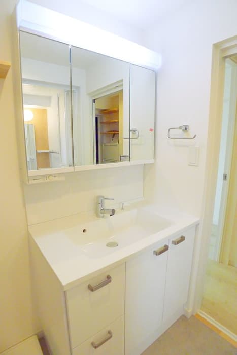 Room image 11