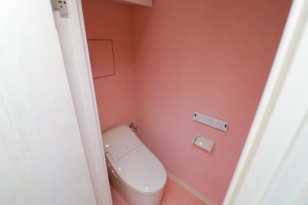 Room image 8