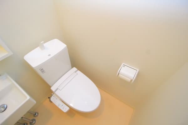 Room image 9