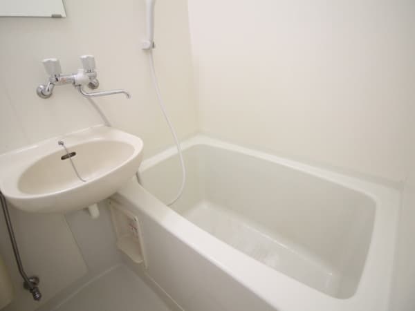 Room image 10