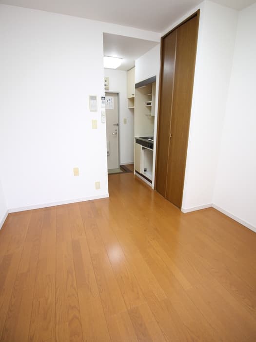 Room image 12