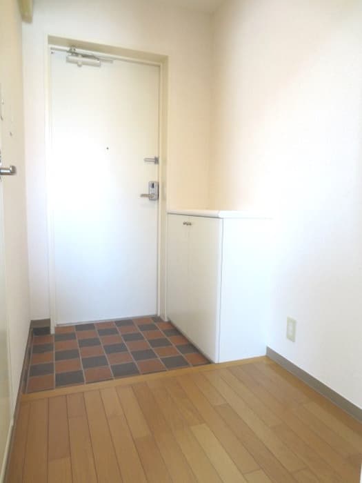 Room image 13