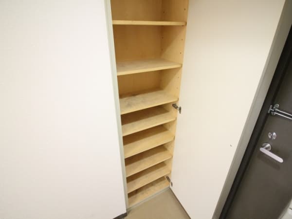Room image 13