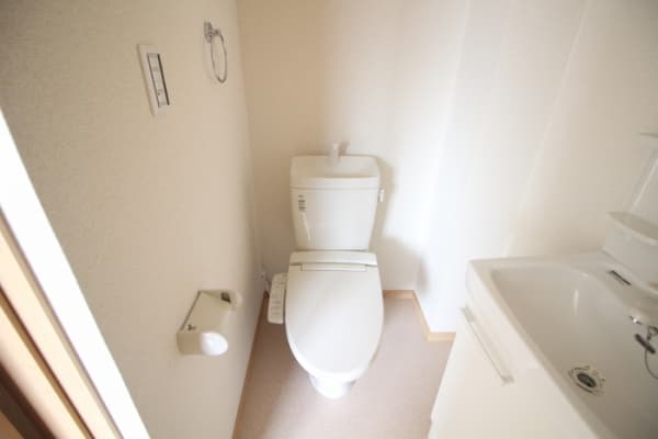 Room image 14