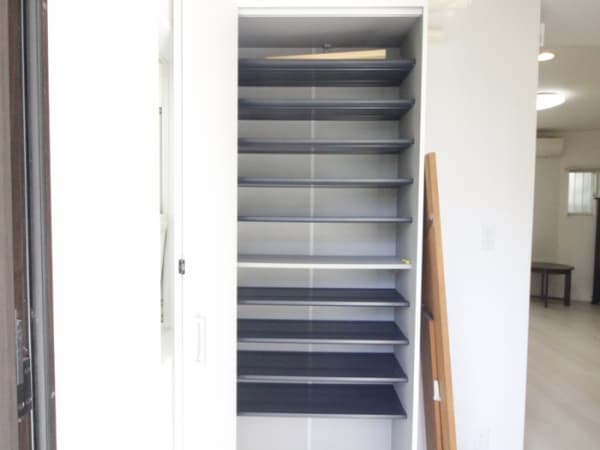 Room image 12