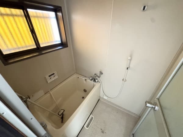 Room image 11