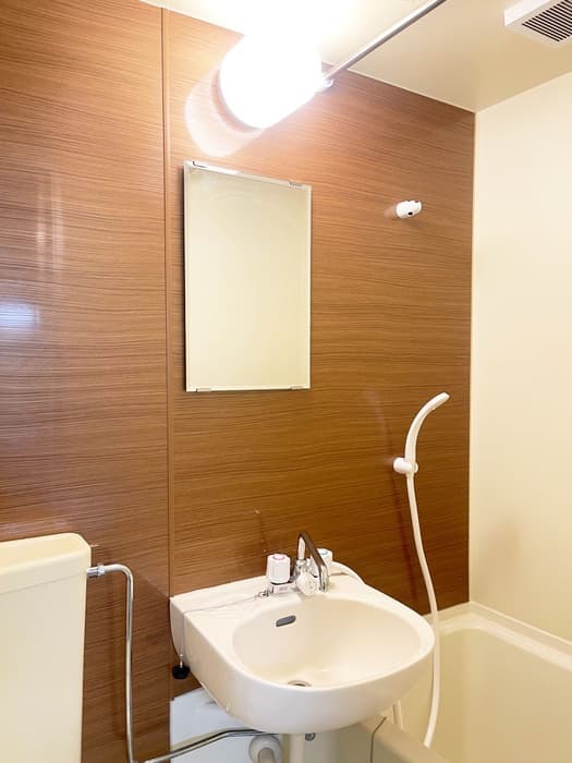 Room image 11