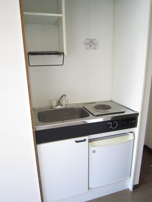Room image 10