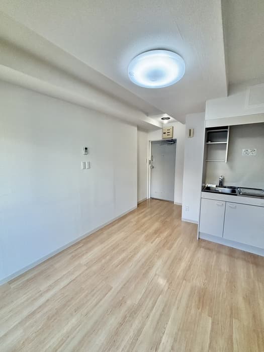 Room image 8