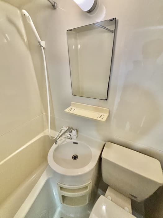 Room image 13