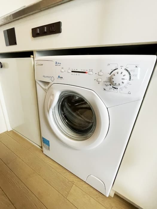 Room image 11