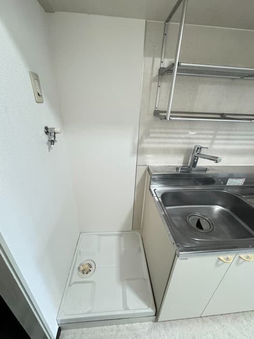 Room image 12
