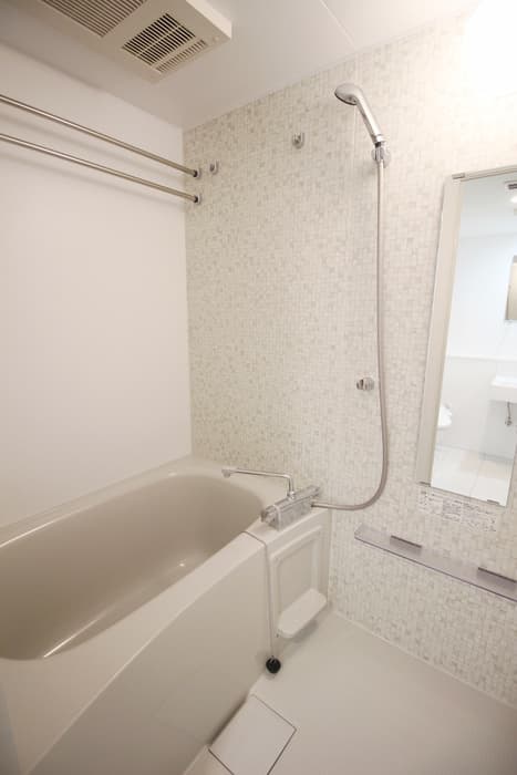 Room image 10