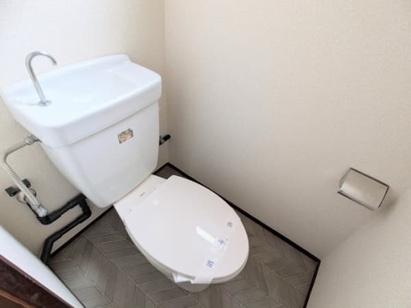 Room image 10
