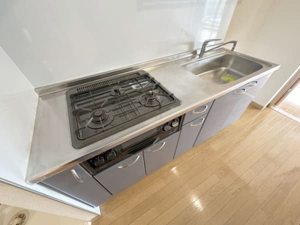 Room image 8