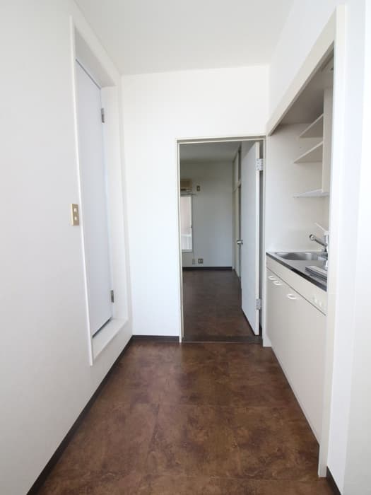 Room image 14