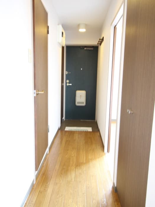 Room image 11