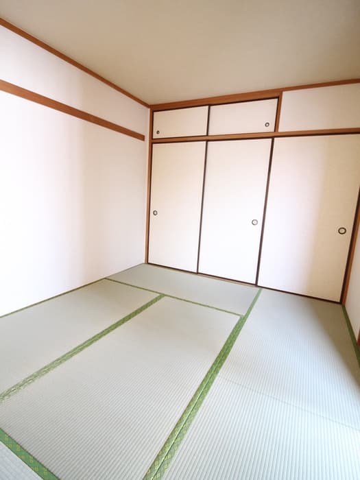 Room image 14