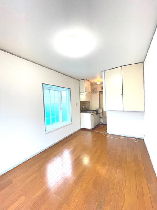 Room image 10