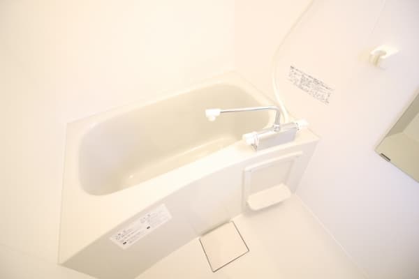 Room image 12