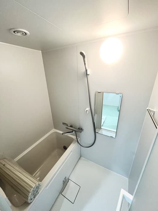 Room image 13