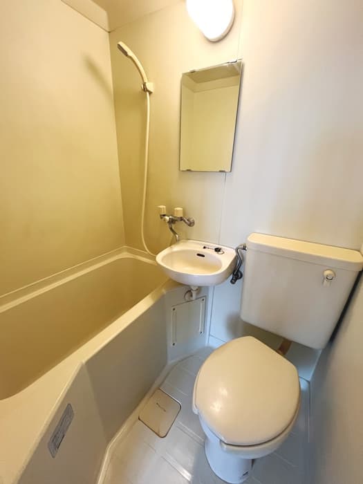 Room image 9