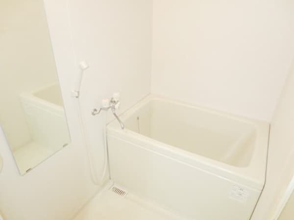 Room image 9