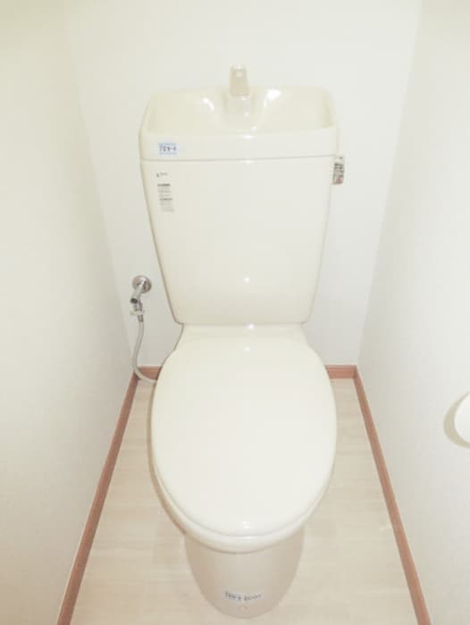 Room image 10