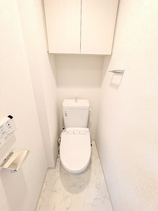 Room image 13