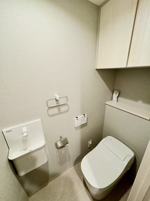 Room image 11