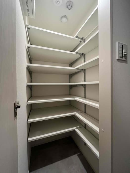 Room image 13