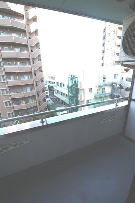 Room image 12
