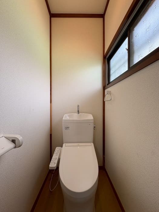Room image 10