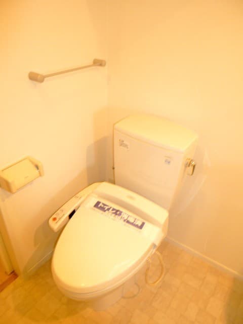 Room image 12