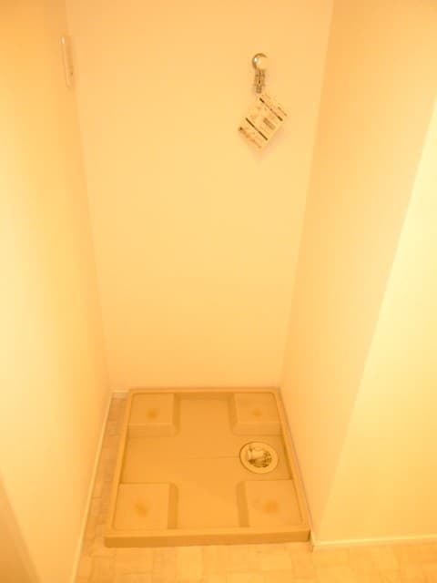 Room image 14