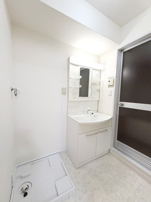 Room image 14