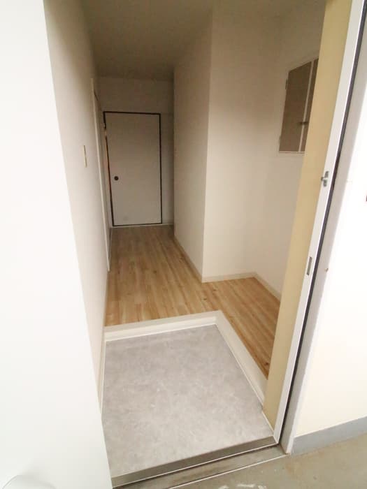 Room image 13