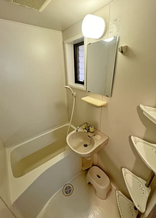 Room image 10