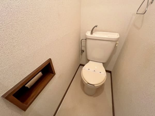Room image 11