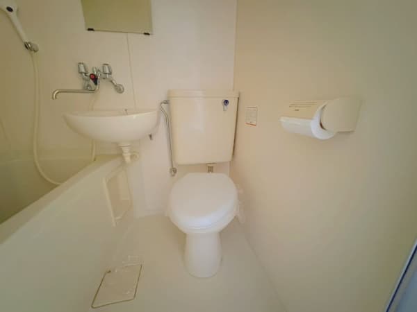 Room image 10