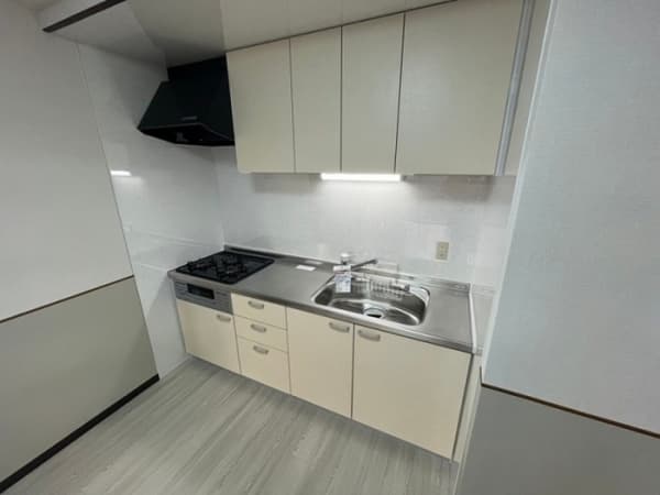 Room image 9