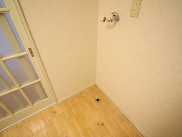 Room image 13