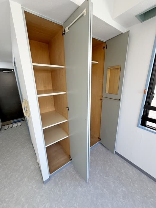 Room image 12