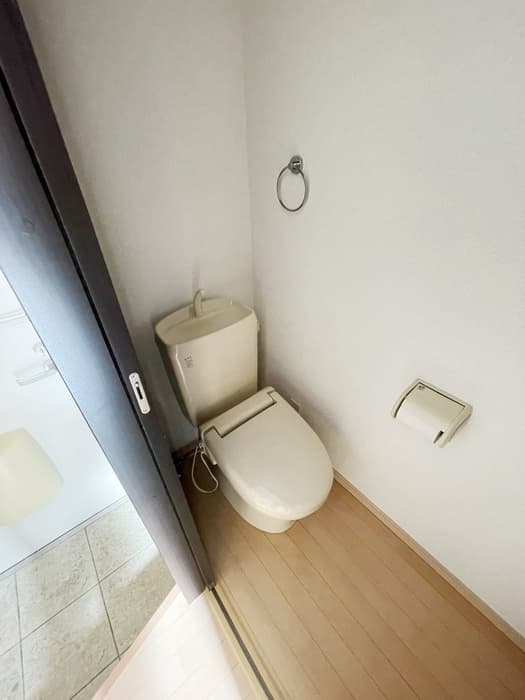 Room image 11