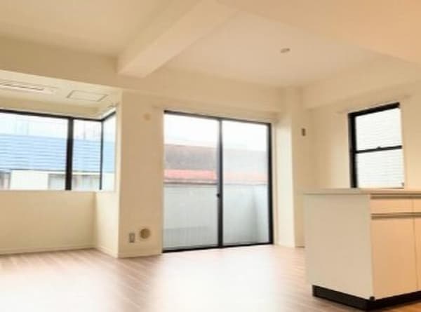 Room image 11