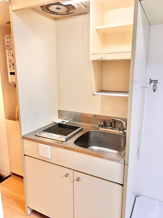 Room image 11